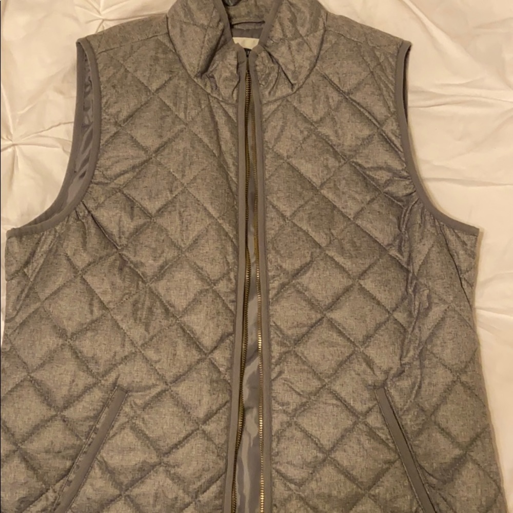 Old Navy Grey Puffer Vest